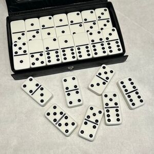 Puremco Dominoes Double 6 Tournament Size Complete Set Black Case Snap Close